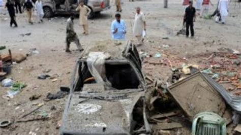 P­a­k­i­s­t­a­n­­d­a­ ­i­n­t­i­h­a­r­ ­s­a­l­d­ı­r­ı­s­ı­:­ ­2­0­ ­ö­l­ü­